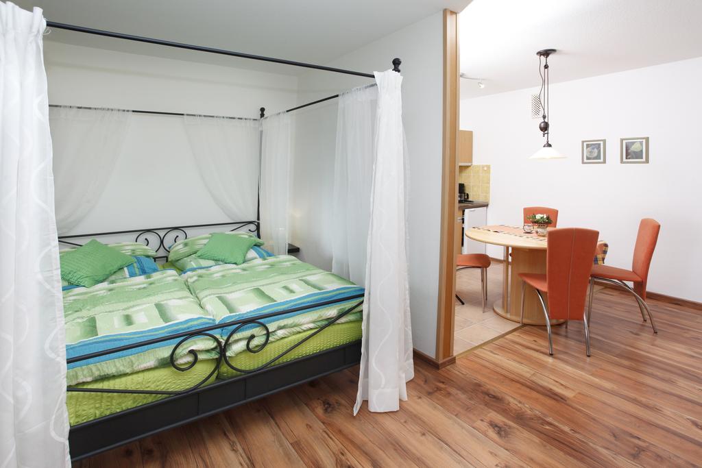 Ferienwohnung Inge Steinruecken วินเทอร์แบร์ก ห้อง รูปภาพ